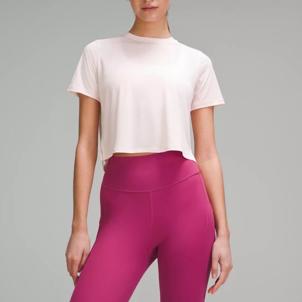 lululemon Ultralight Waist-Length T-Shirt size 8
